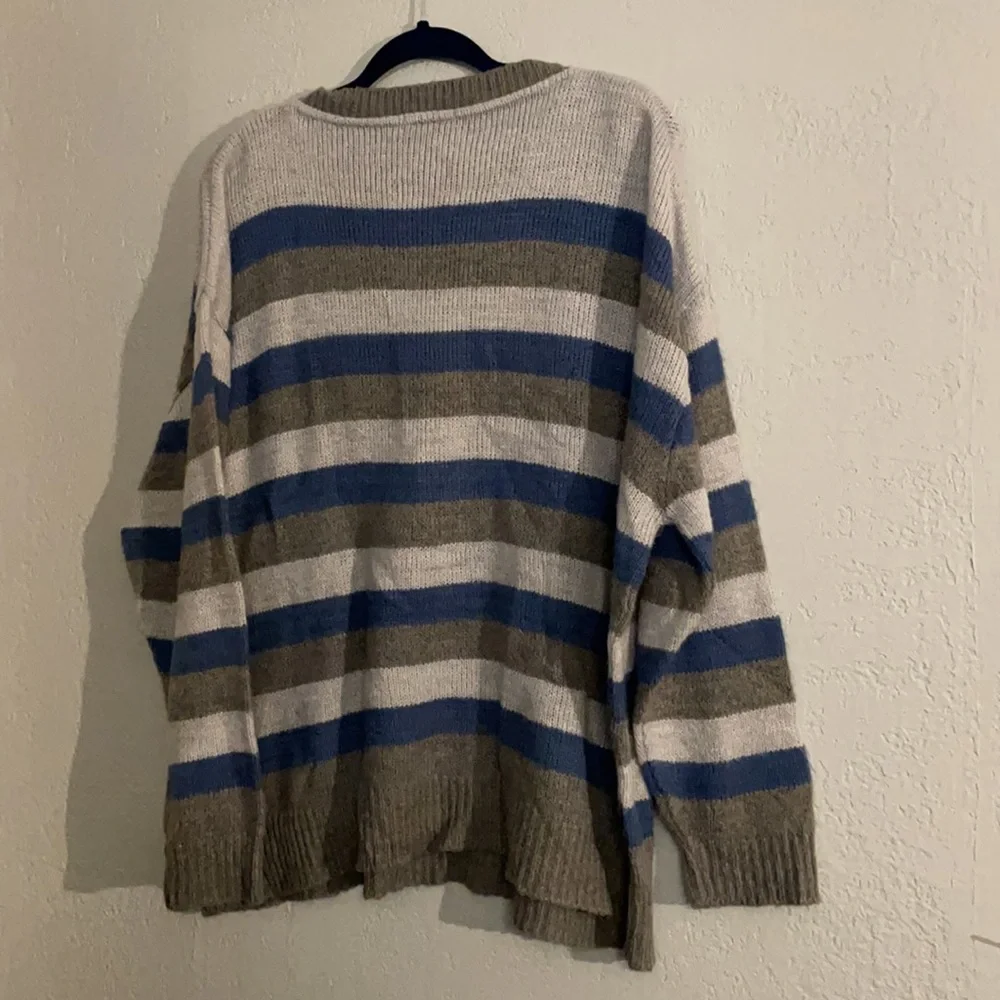 PrettyLittleThing Oversized Striped Sweater - Picture 9 of 10